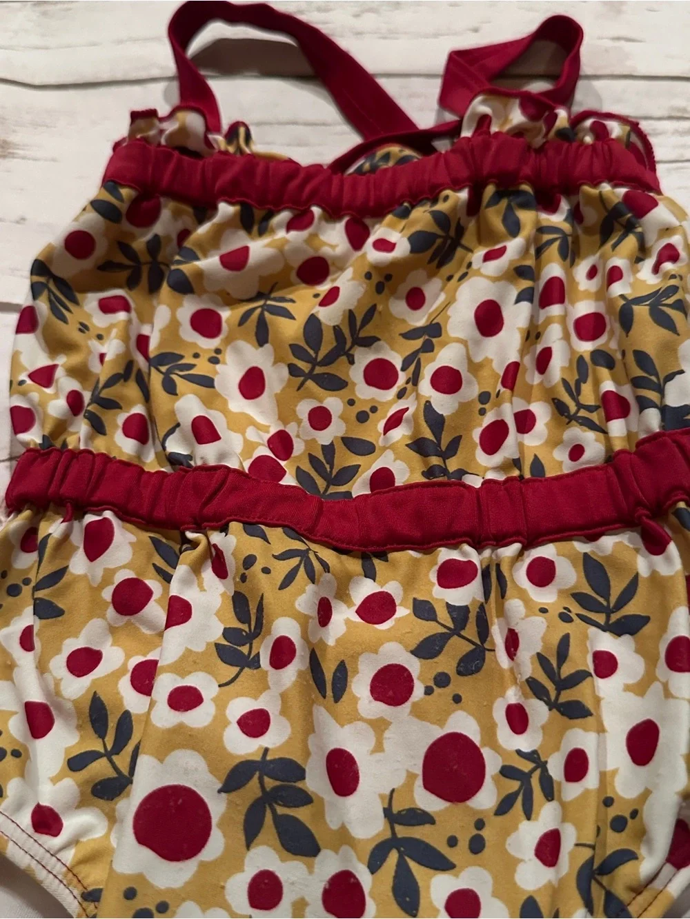 Hanna Andersson floral swimsuit fair pilling size 80